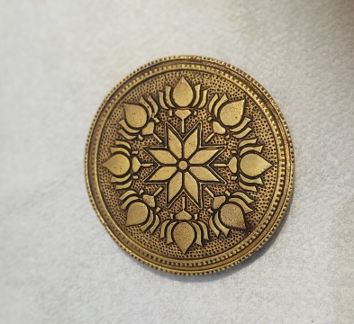 BRASS ROUND CHOWKI 13