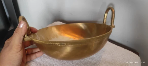 Bronze kadai