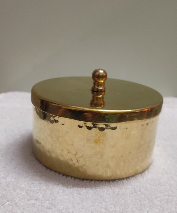 ROUND HAMMERED BOX WITH KNOB ROUND HAMMERED BOX WITH KNOB